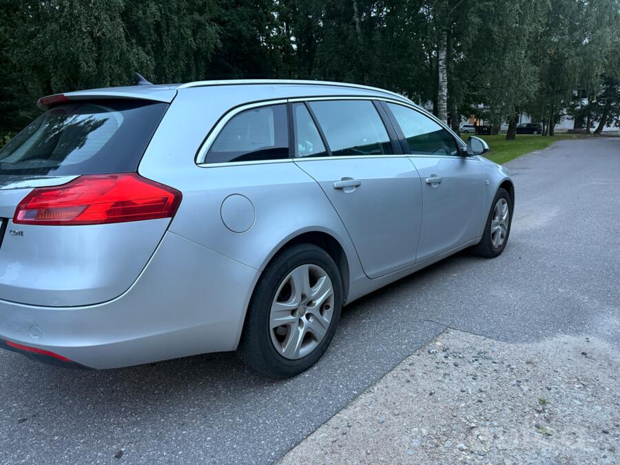 Opel Insignia A Sports Tourer wagon 5-doors