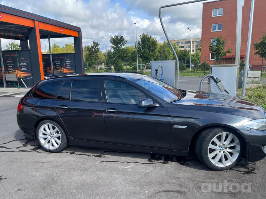 BMW 528 2015