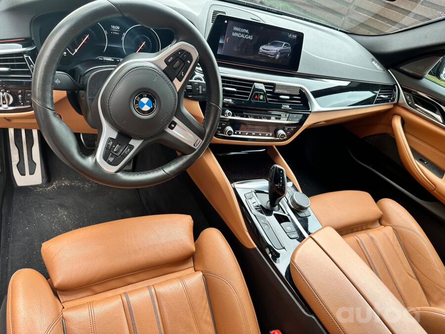 BMW 5 Series G30 Touring wagon