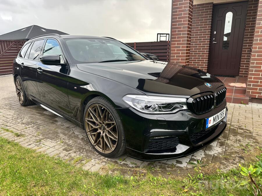 BMW 5 Series G30 Touring wagon