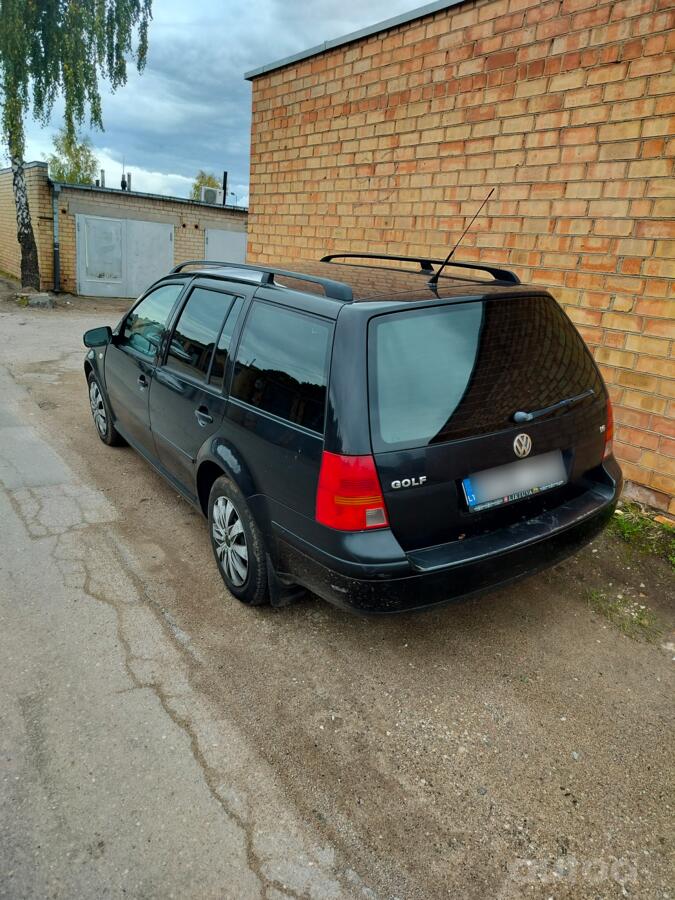 Volkswagen Golf 4 generation wagon