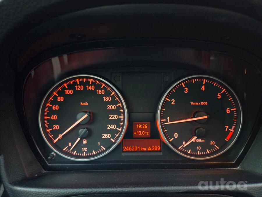 BMW 320 2013