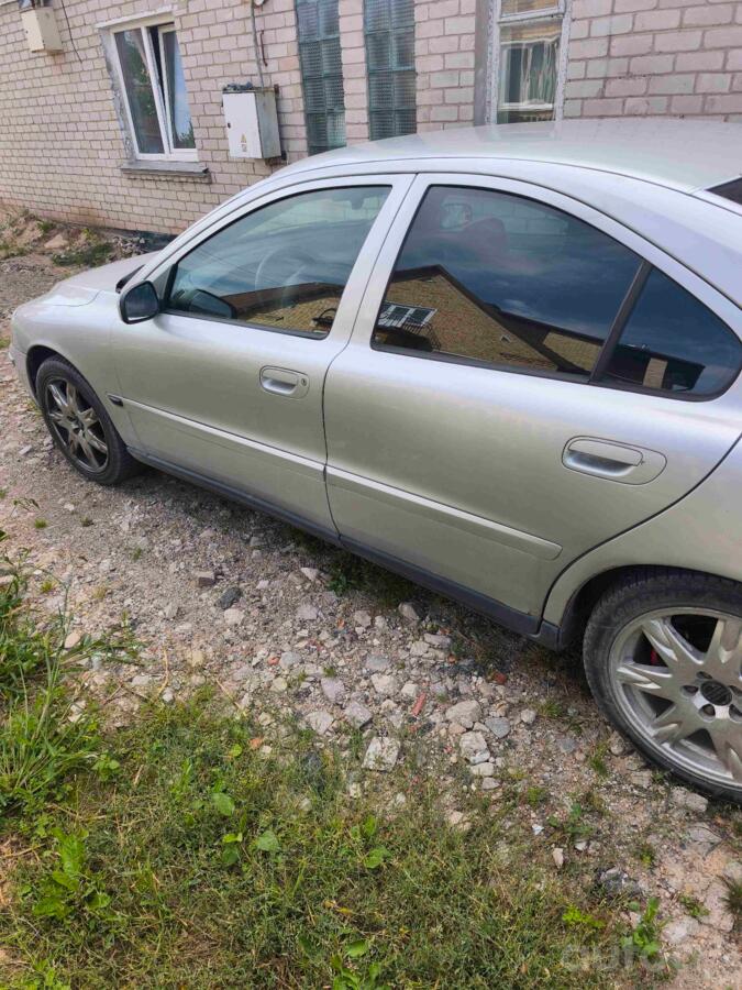 Volvo S60