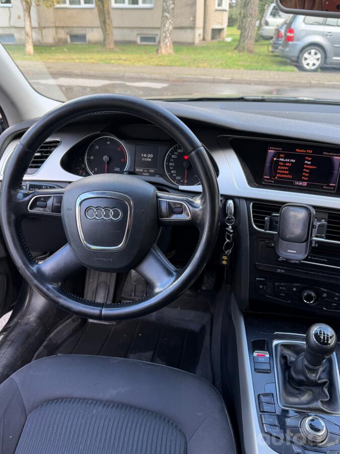 Audi A4 B8/8K wagon 5-doors