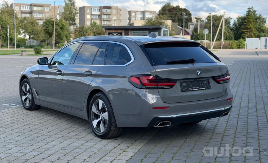 BMW 5 Series G30 Touring wagon