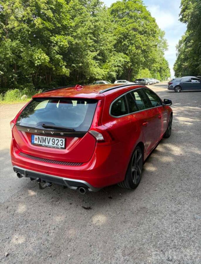 Volvo V60 1 generation wagon