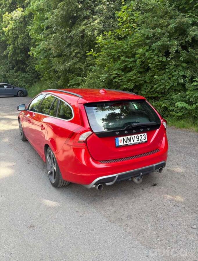 Volvo V60 1 generation wagon
