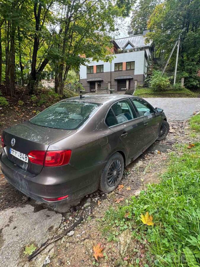 Volkswagen Jetta 6 generation Sedan