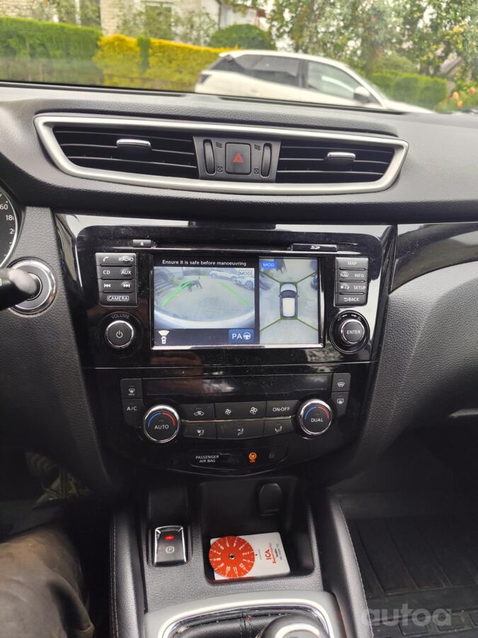 Nissan Qashqai 2 generation Crossover