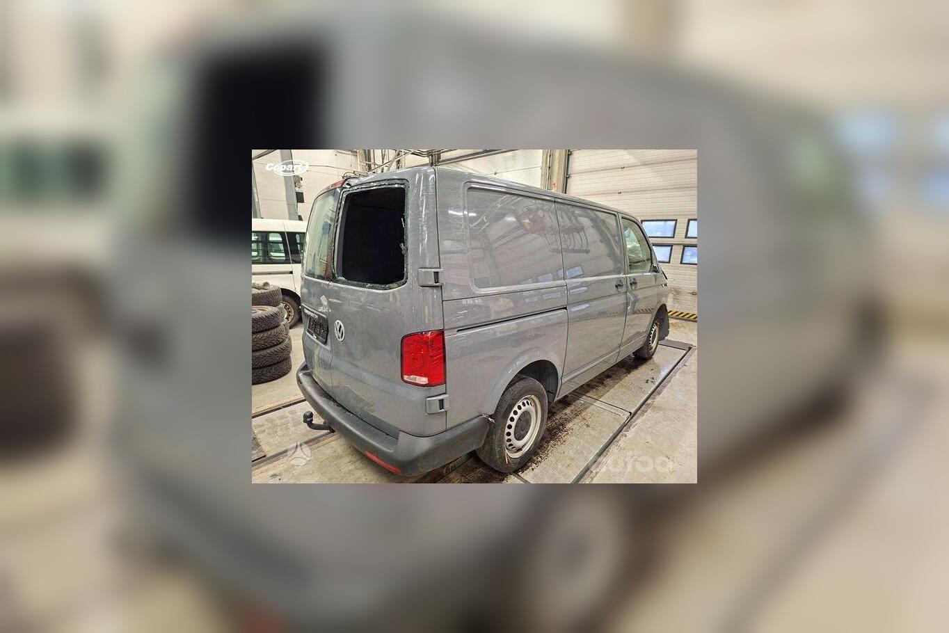 Volkswagen Transporter T6 Kombi minivan 4-doors