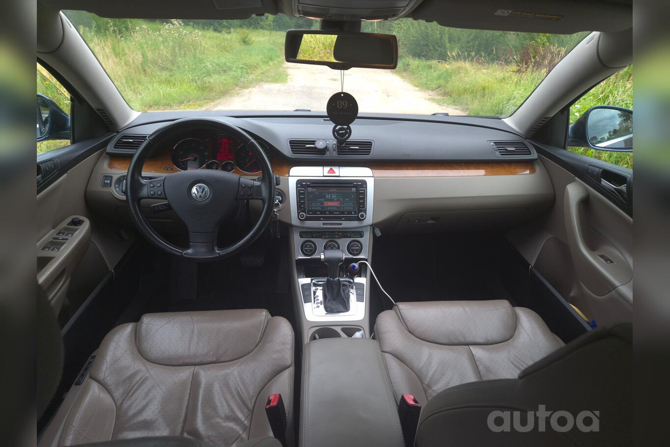 Volkswagen Passat B6 wagon 5-doors