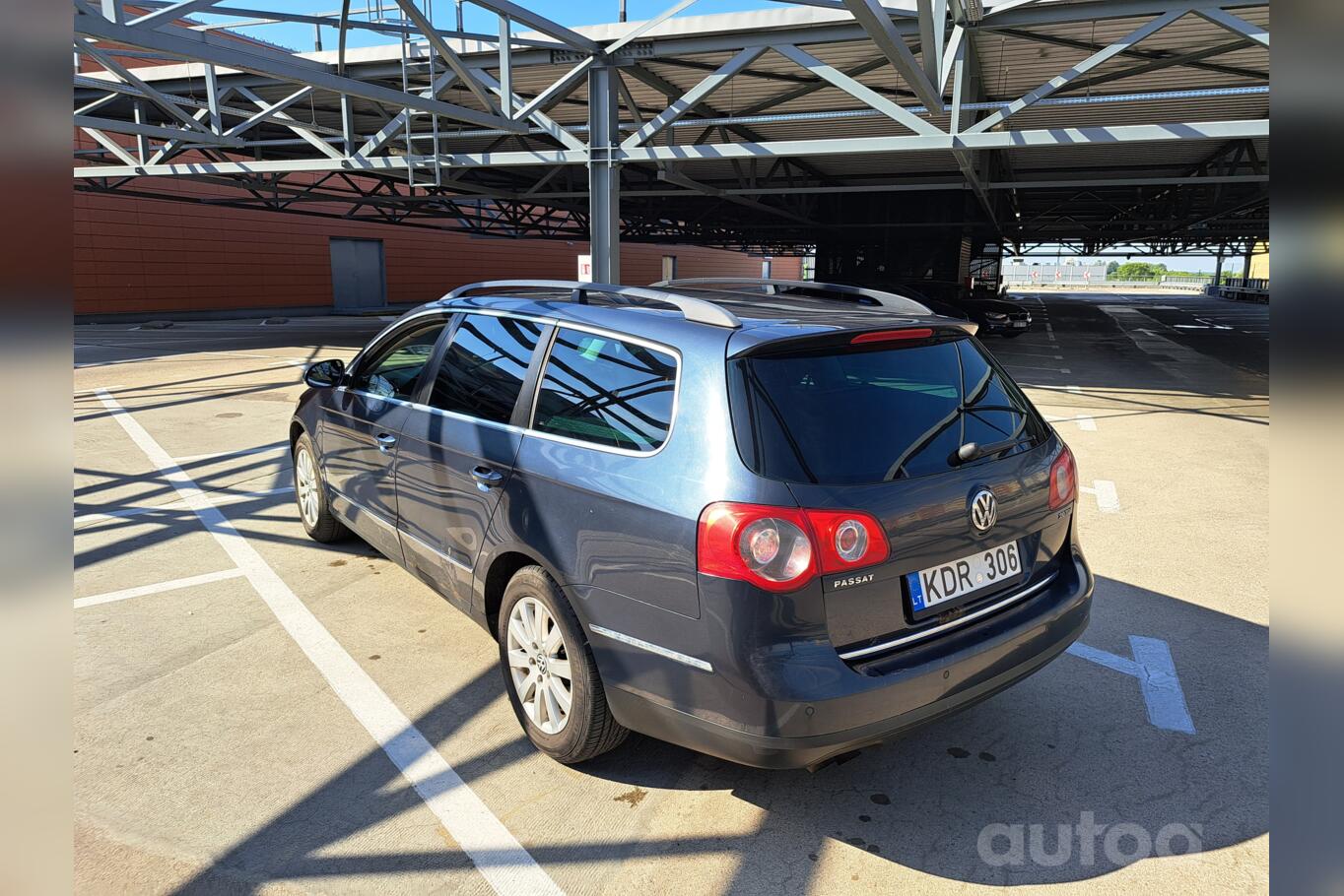 Volkswagen Passat B6 wagon 5-doors