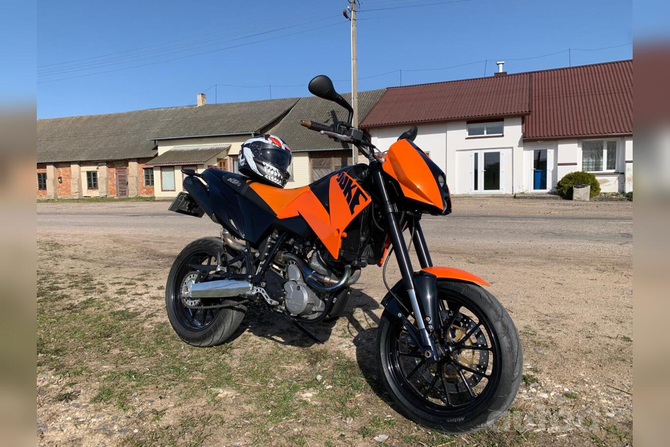 KTM Duke