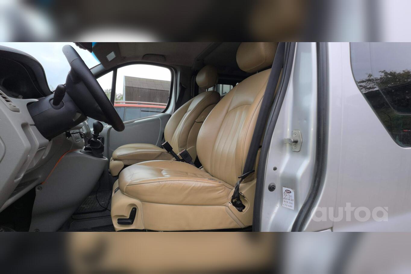 Renault Trafic 2 generation [restyling] Minivan
