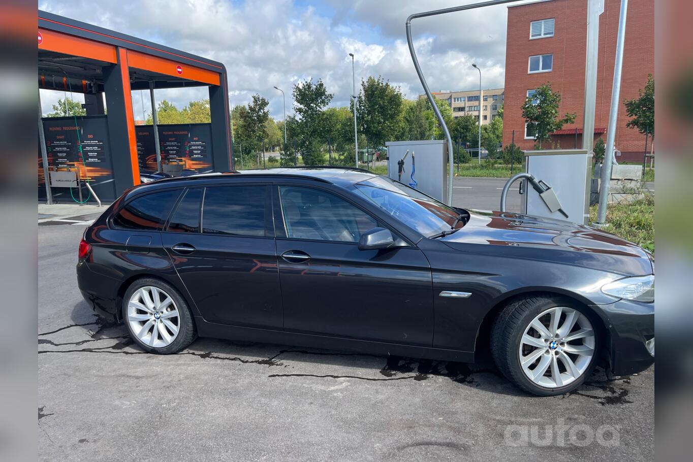 BMW 528 2015