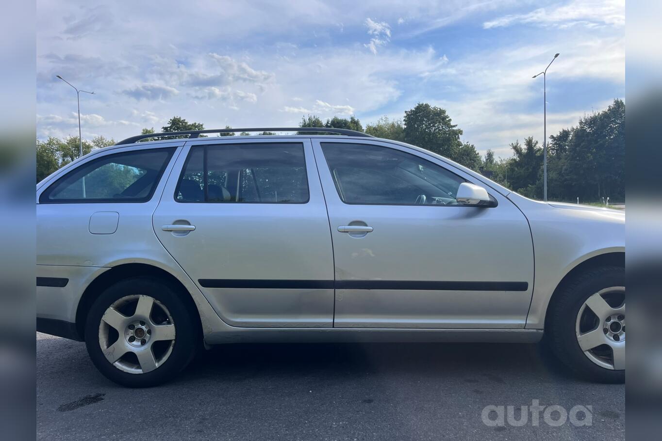 Skoda Octavia 2 generation Combi wagon 5-doors