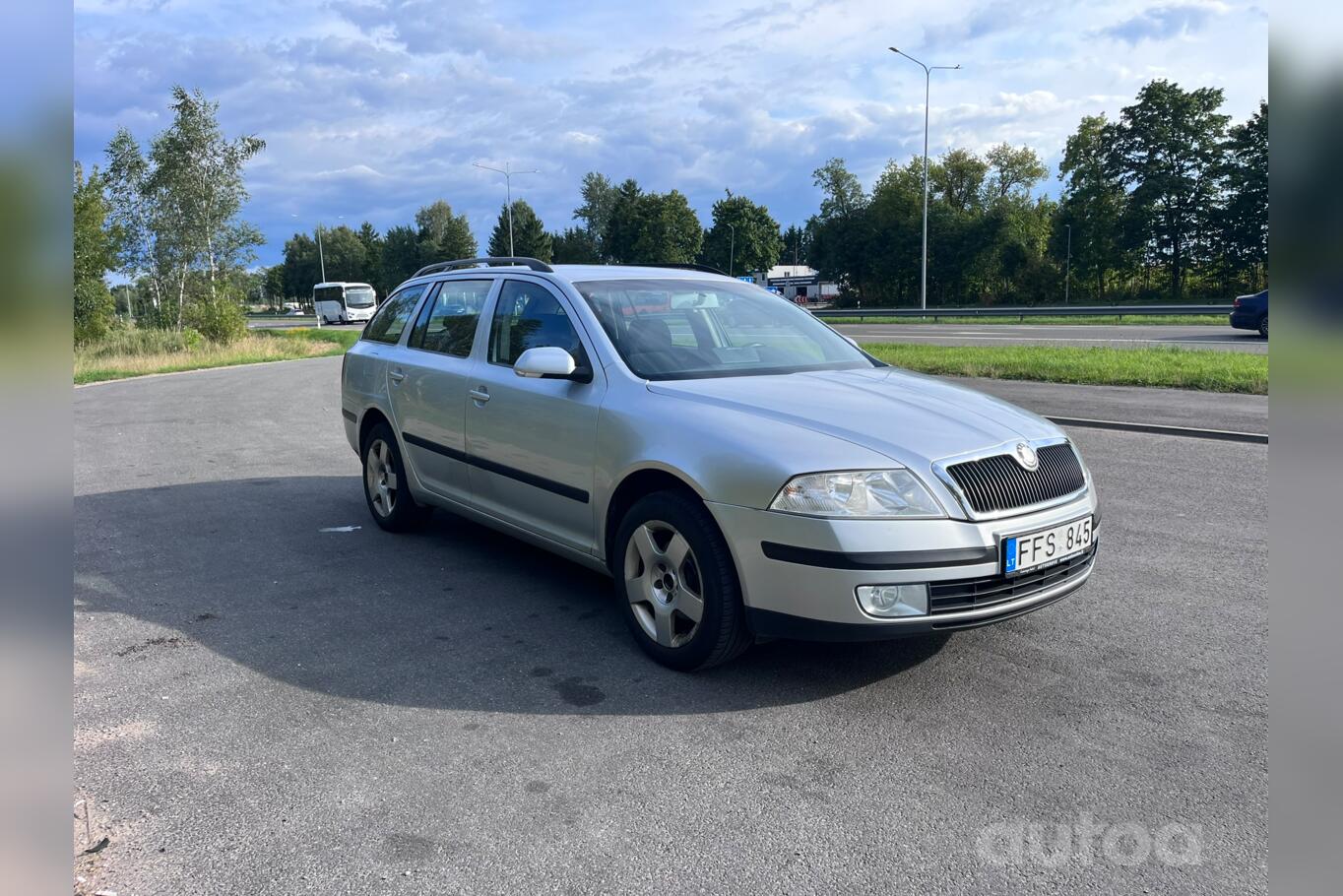 Skoda Octavia 2 generation Combi wagon 5-doors