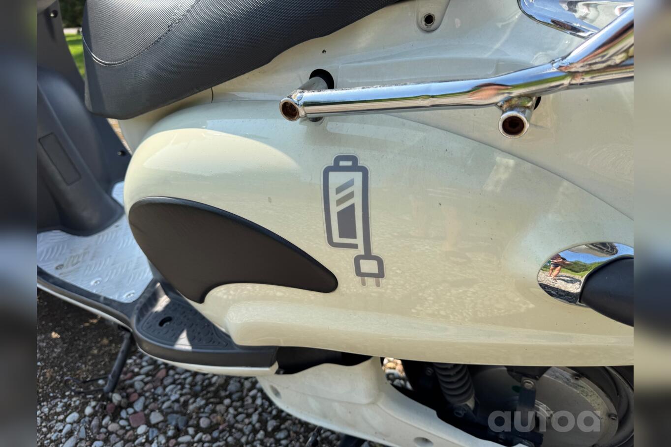 Vespa LX