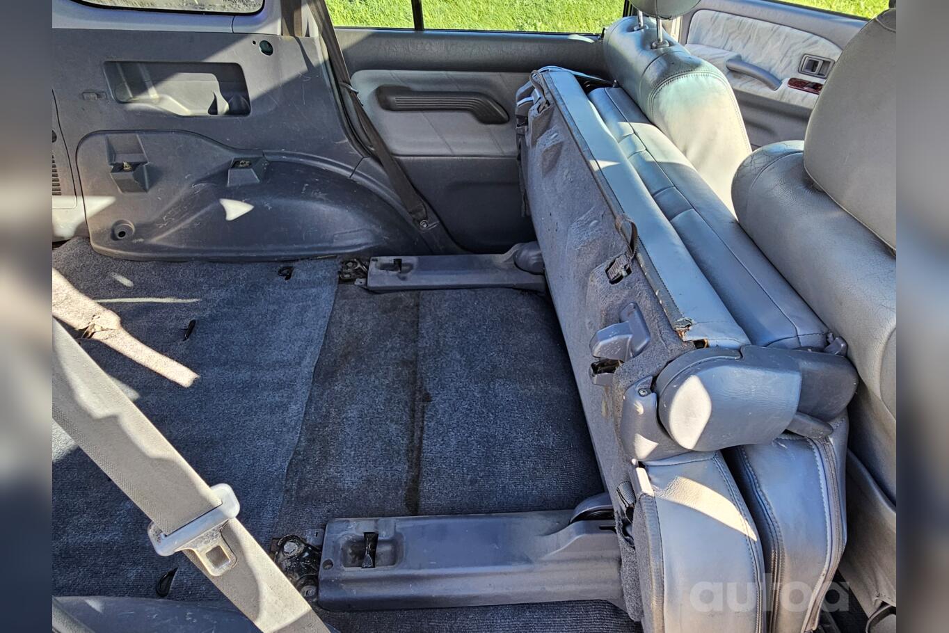 Toyota Land Cruiser Prado J90 SUV 5-doors
