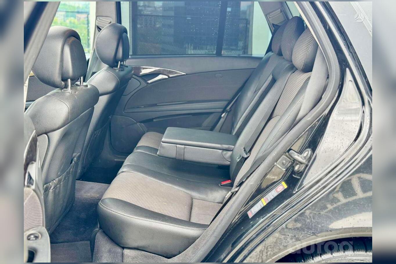 Mercedes-Benz E-Class W211/S211 wagon 5-doors