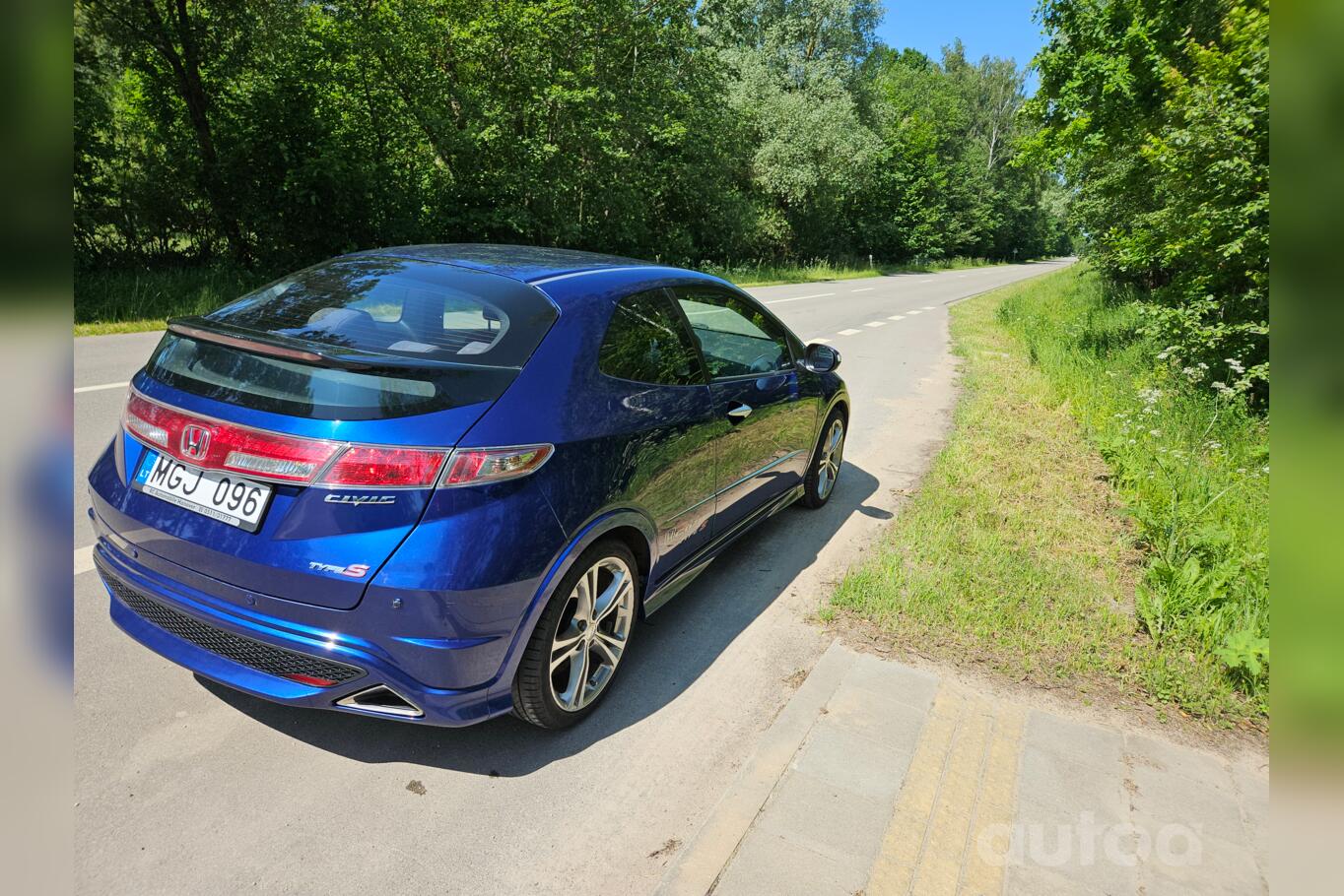 Honda Civic 8 generation [restyling] Type-S hatchback 3-doors