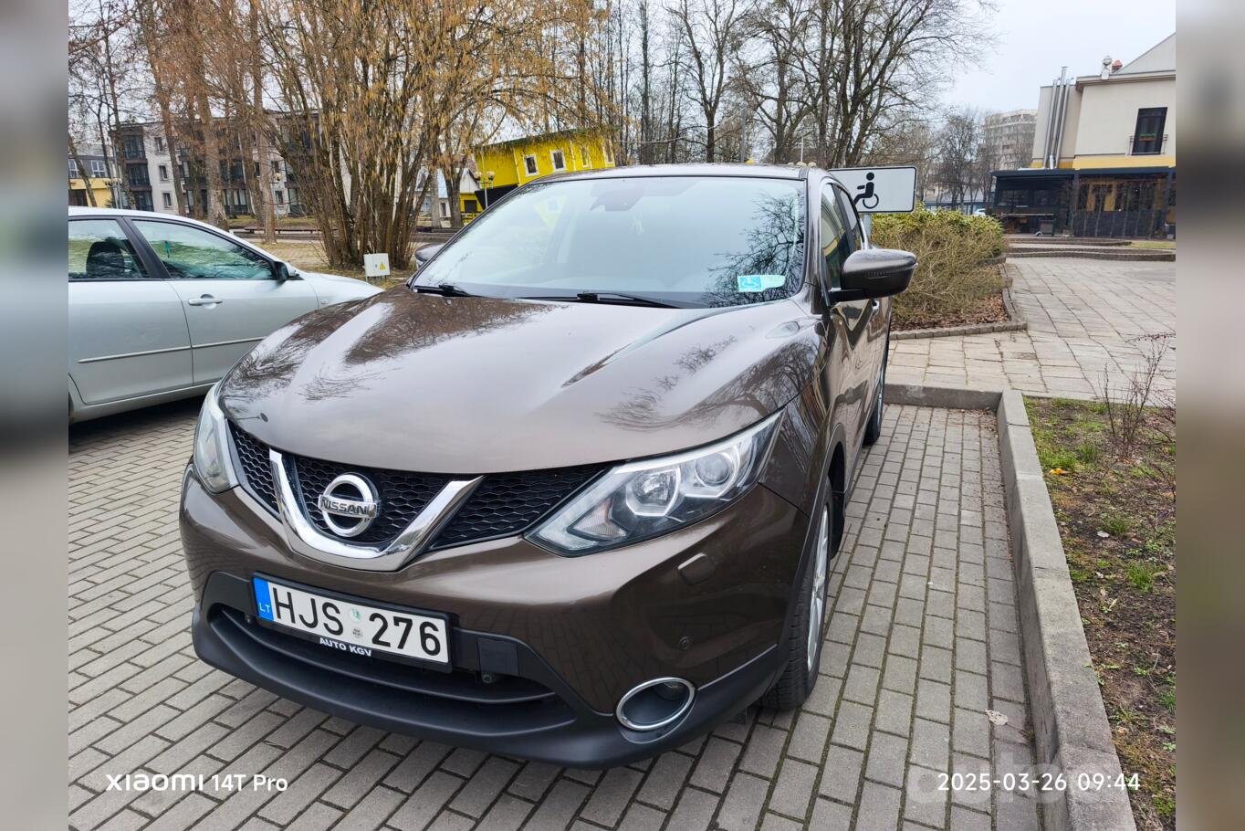 Nissan Qashqai 2 generation Crossover