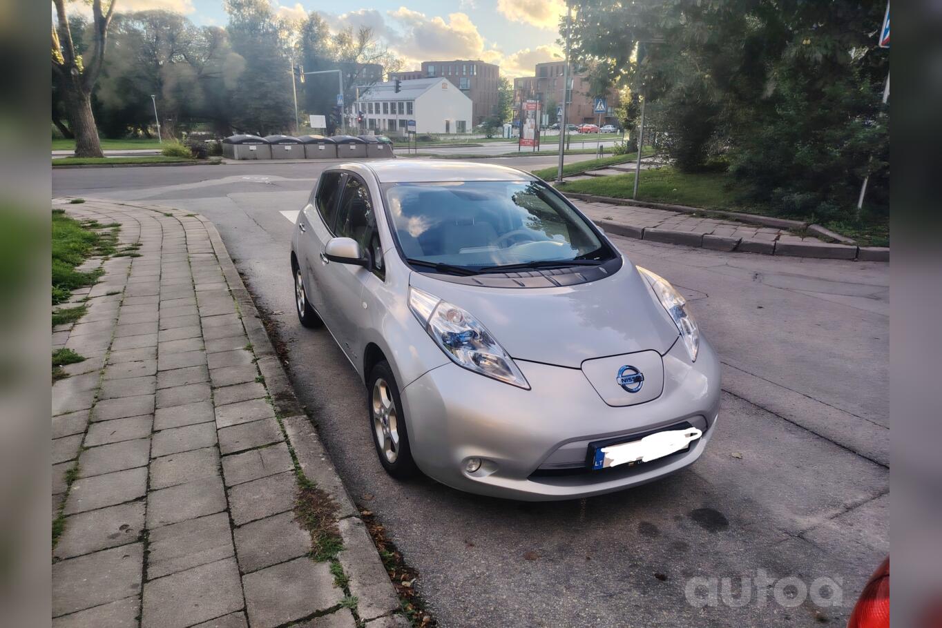 Nissan Leaf 1 generation Hatchback
