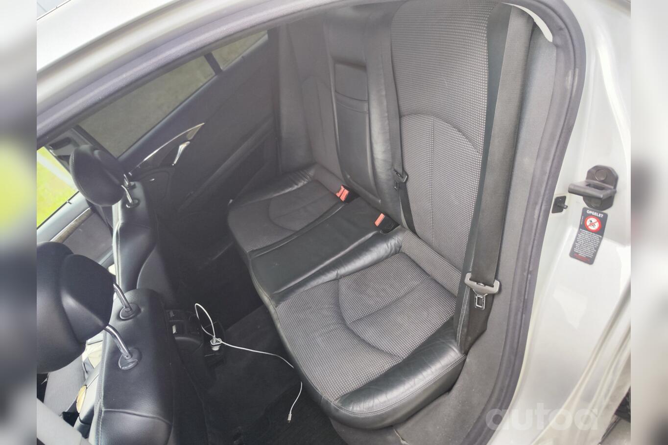 Mercedes-Benz E-Class W211 Sedan