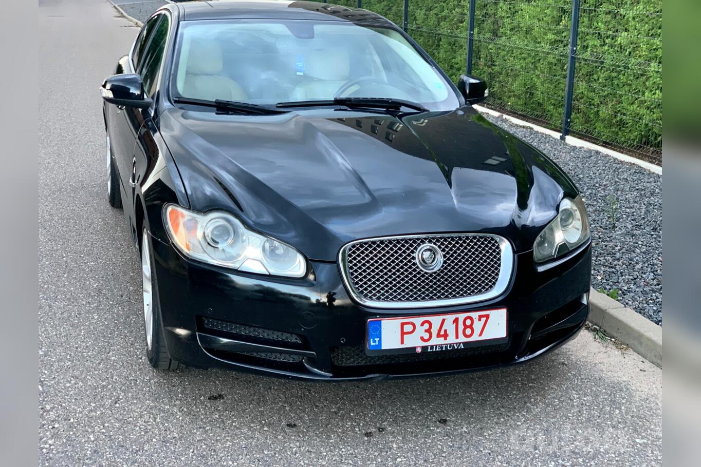 Jaguar XF X250 Sedan 4-doors