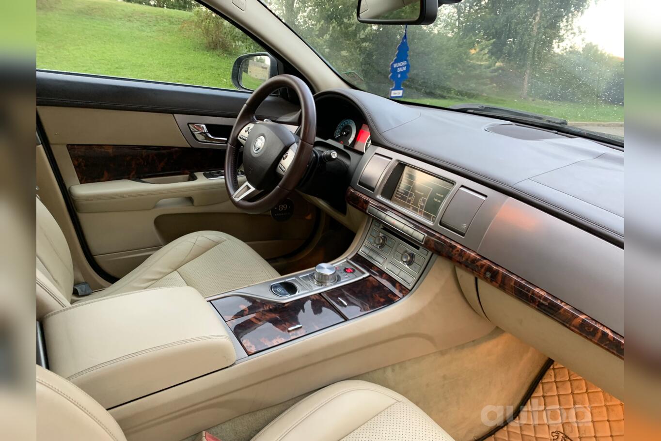 Jaguar XF X250 Sedan 4-doors