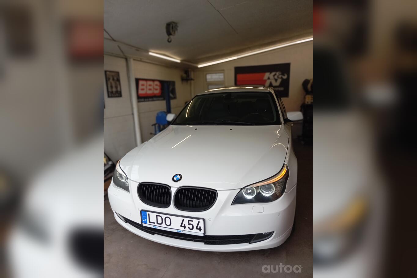 BMW 523 2006