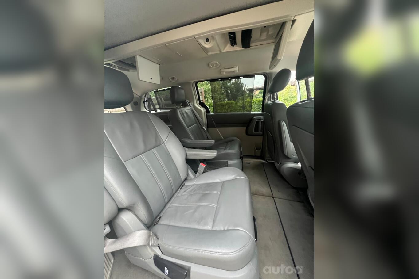 Chrysler Town & Country 5 generation