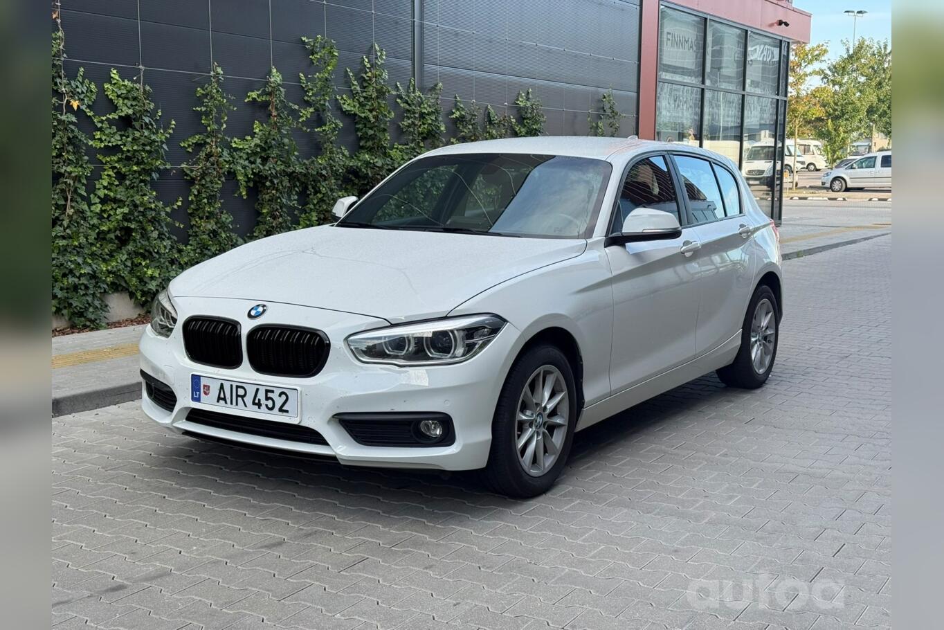 BMW 1 Series F20/F21 [restyling] Hatchback