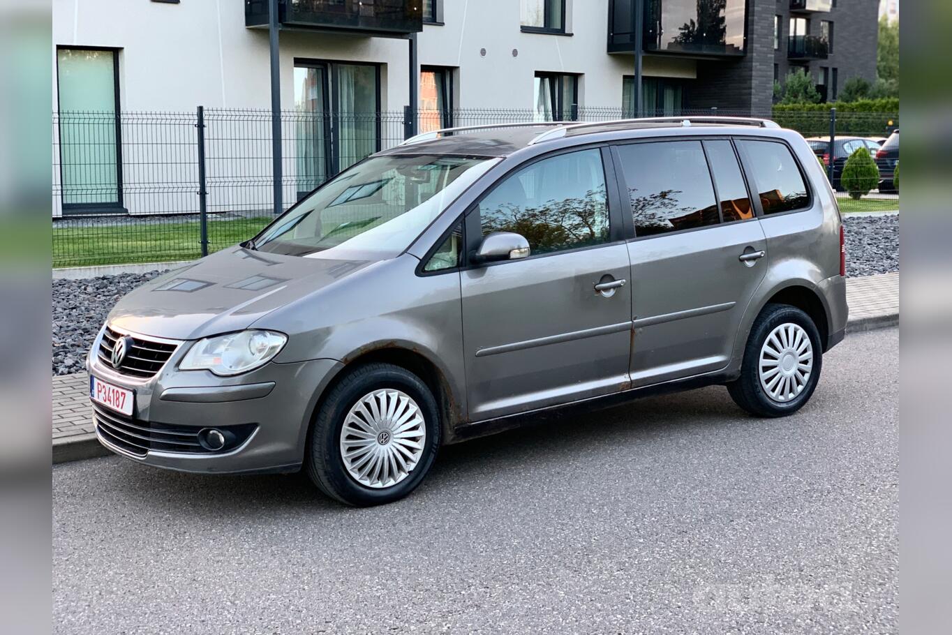 Volkswagen Touran 1 generation [restyling] Minivan 5-doors