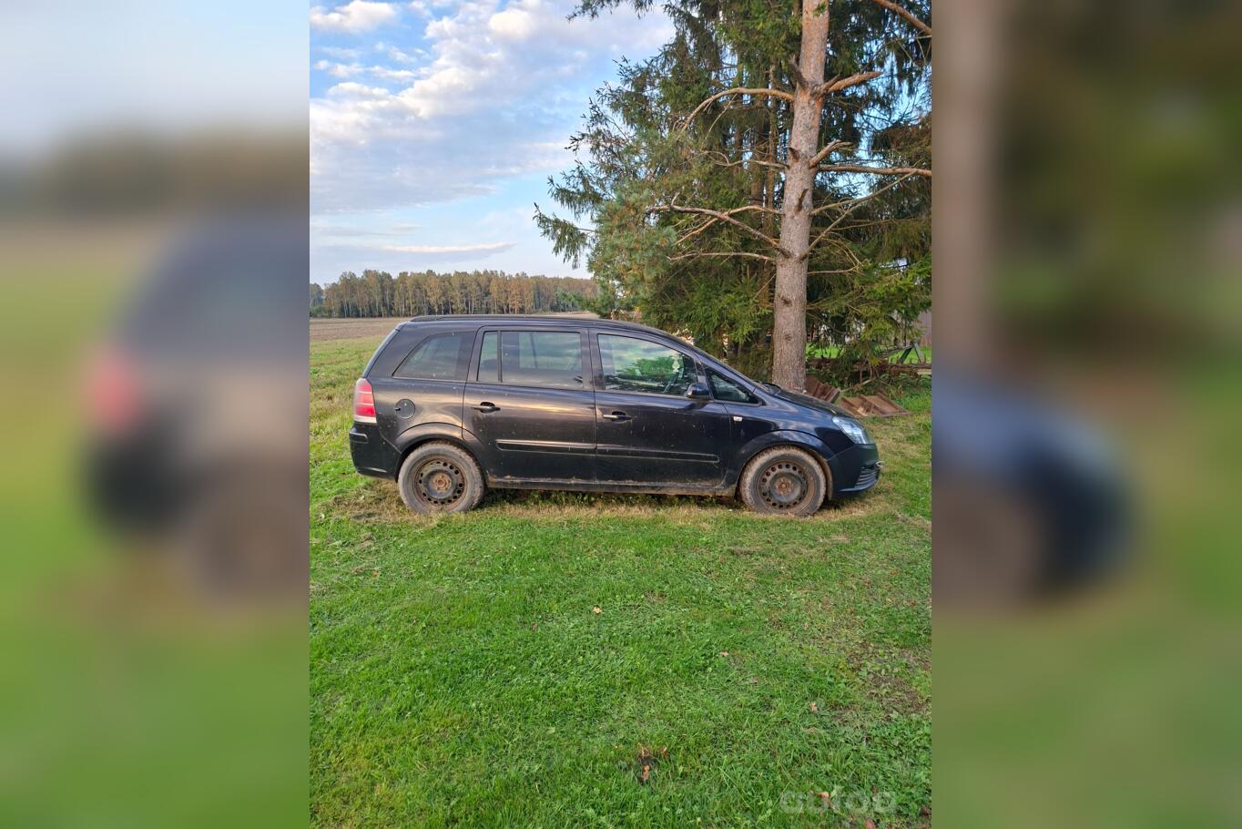 Opel Zafira B Minivan 5-doors