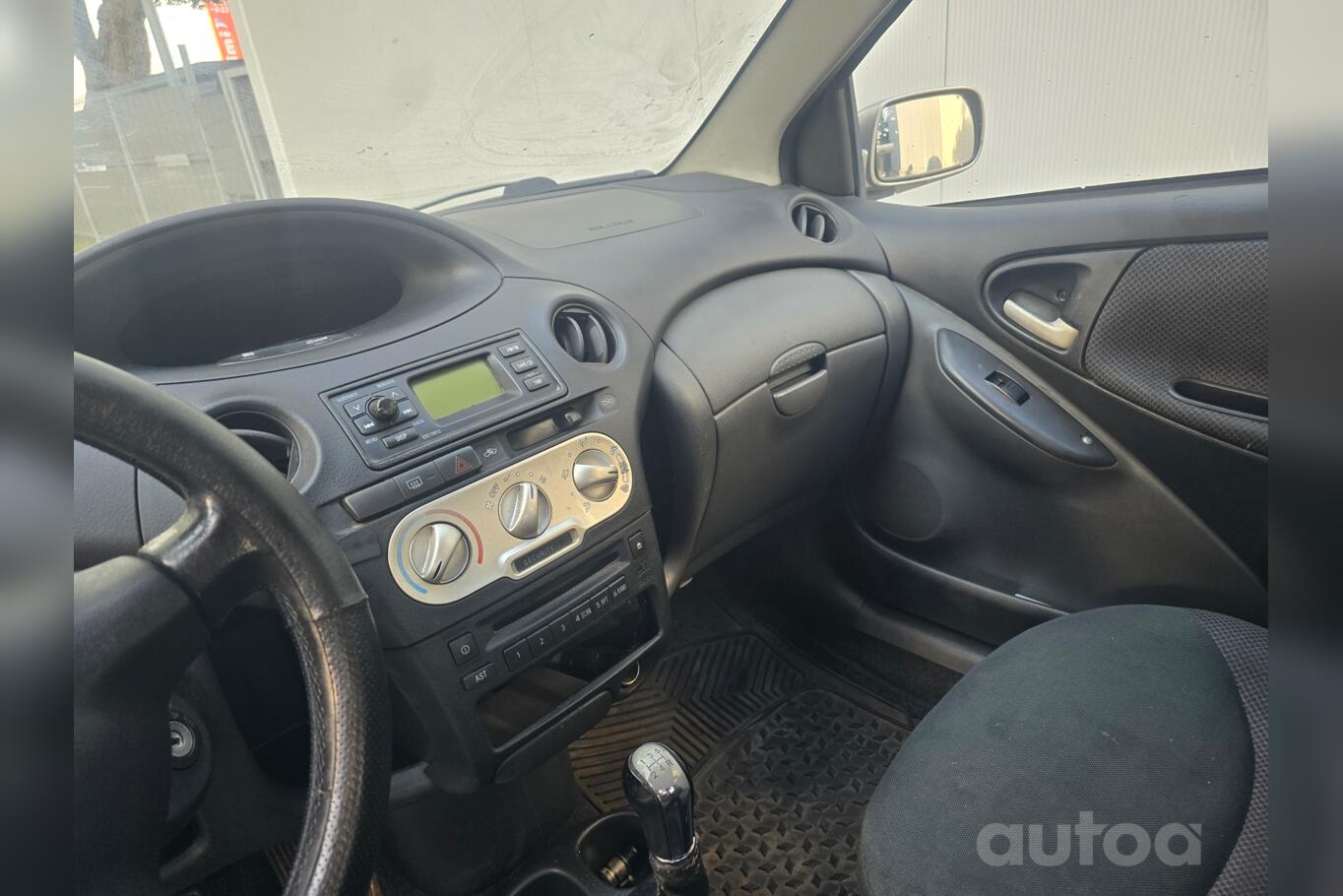 Toyota Yaris 1 generation [restyling]