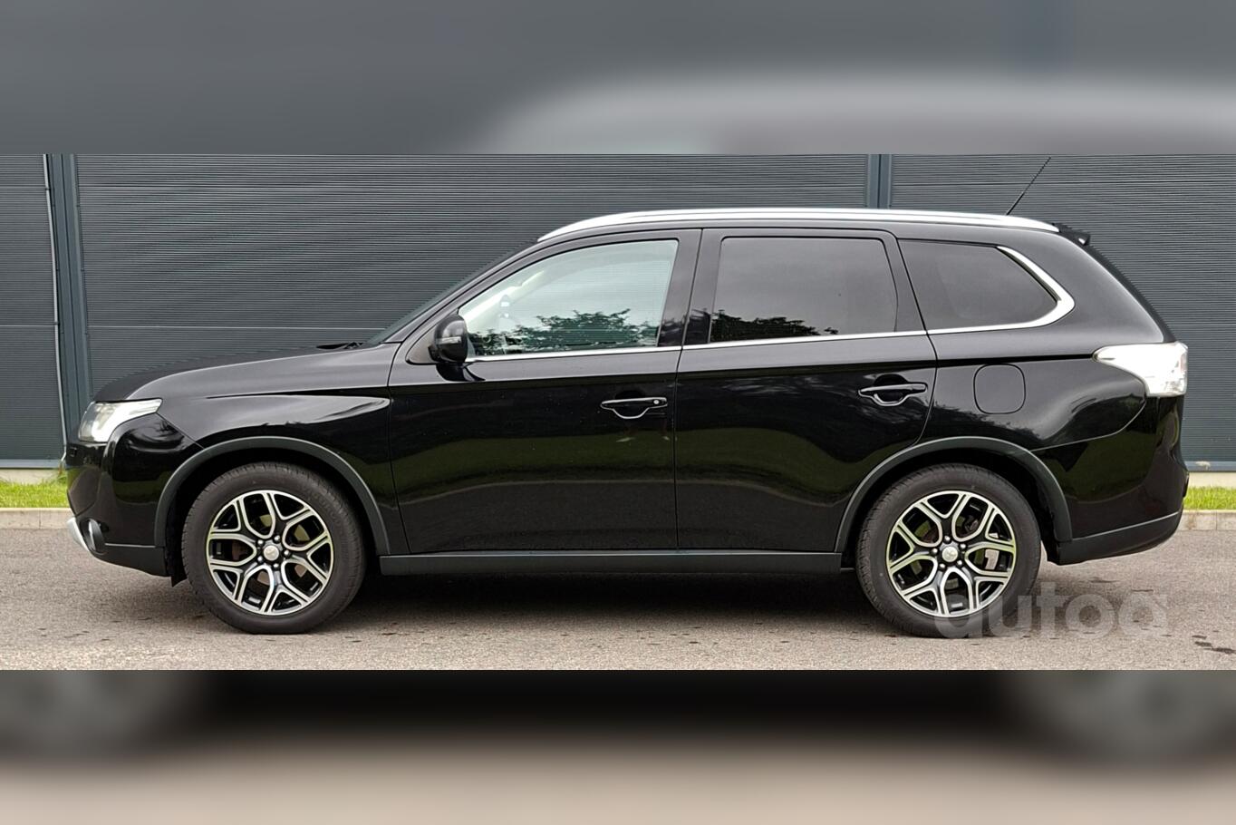 Mitsubishi Outlander 3 generation [2th restyling] Crossover