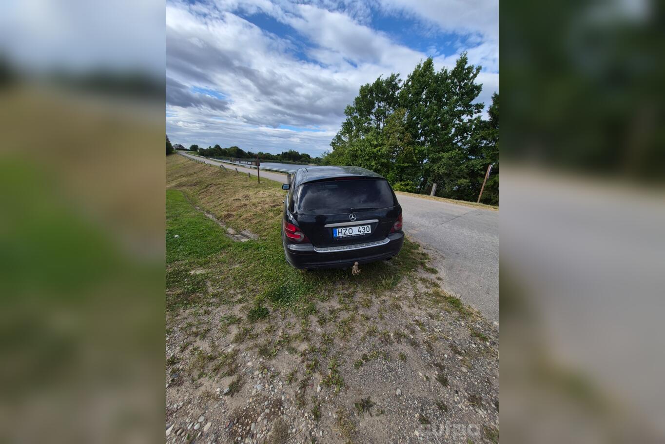Mercedes-Benz R-Class W251 Minivan