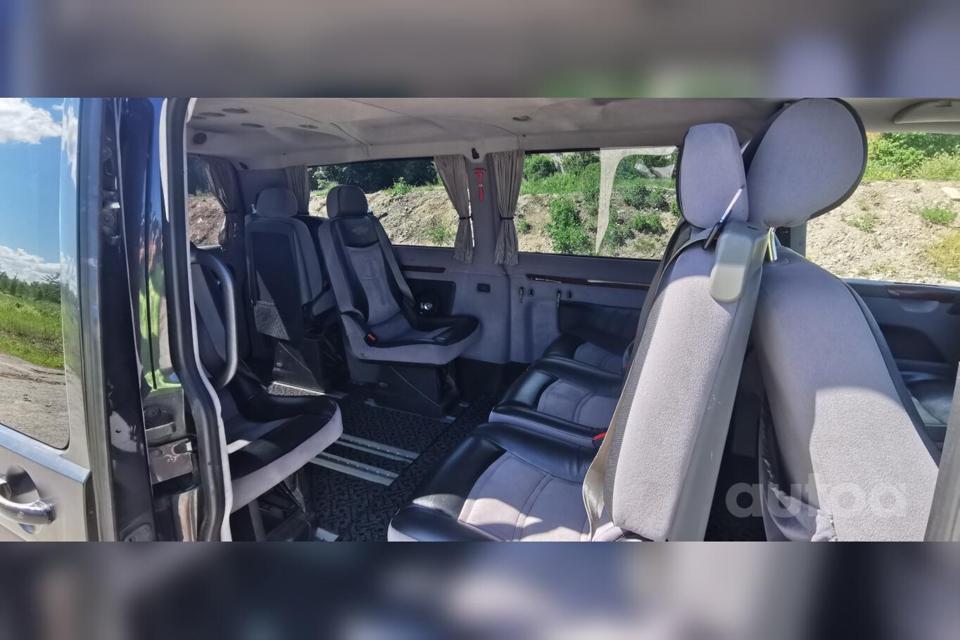 Volkswagen Transporter T5 Minivan 4-doors