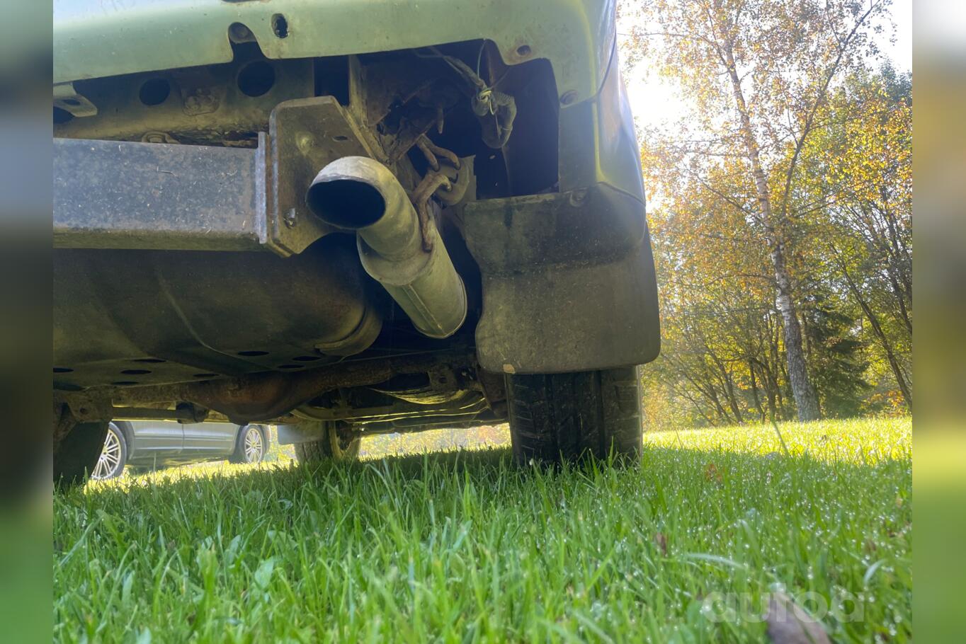 Toyota Land Cruiser J100 SUV