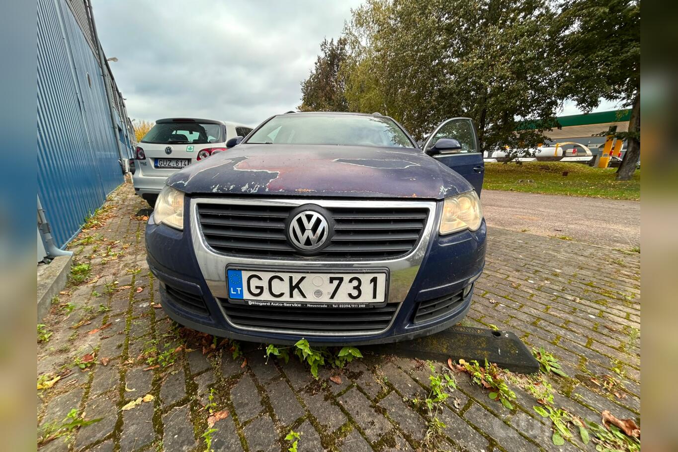 Volkswagen Passat B6 wagon 5-doors