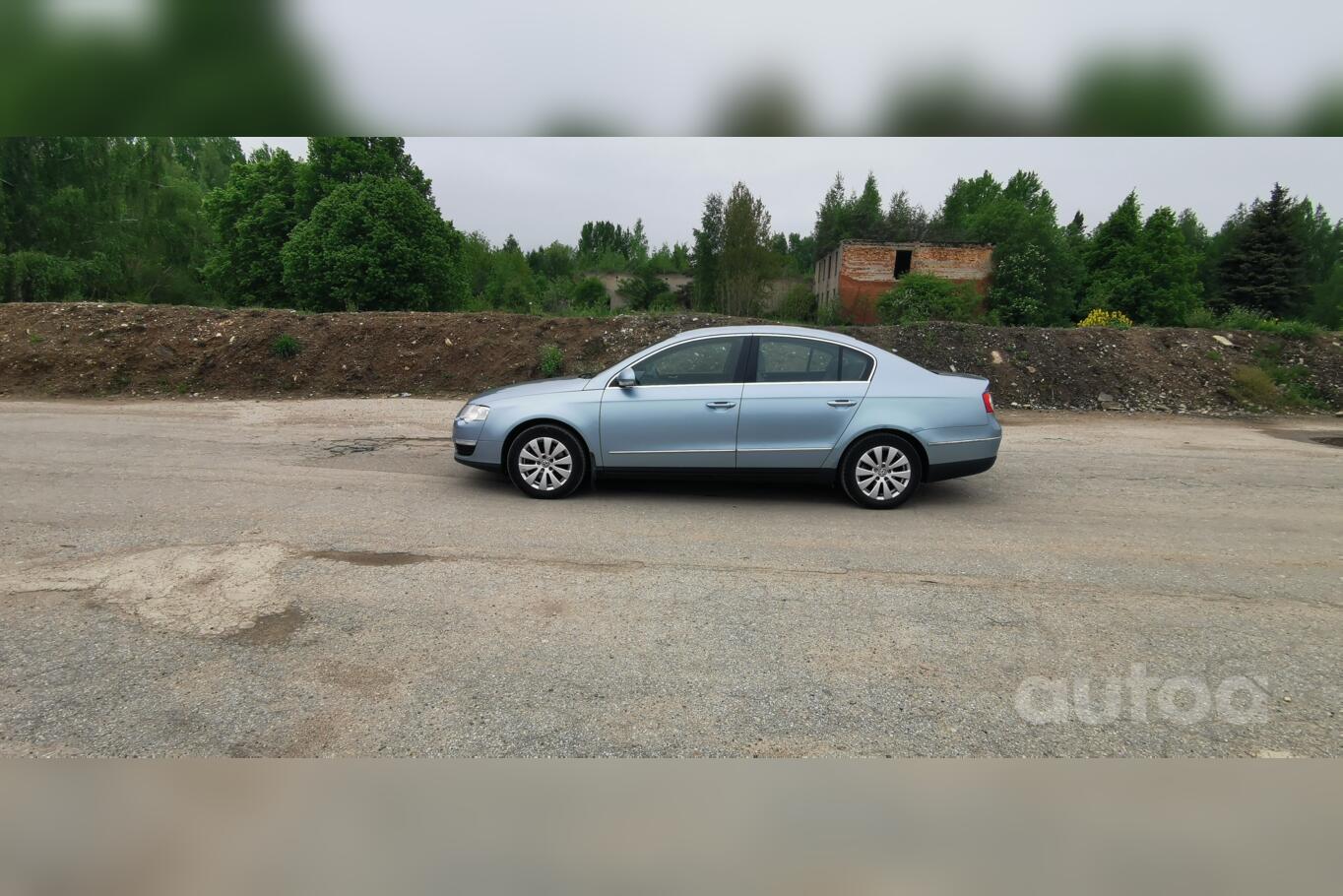 Volkswagen Passat B6 Sedan 4-doors