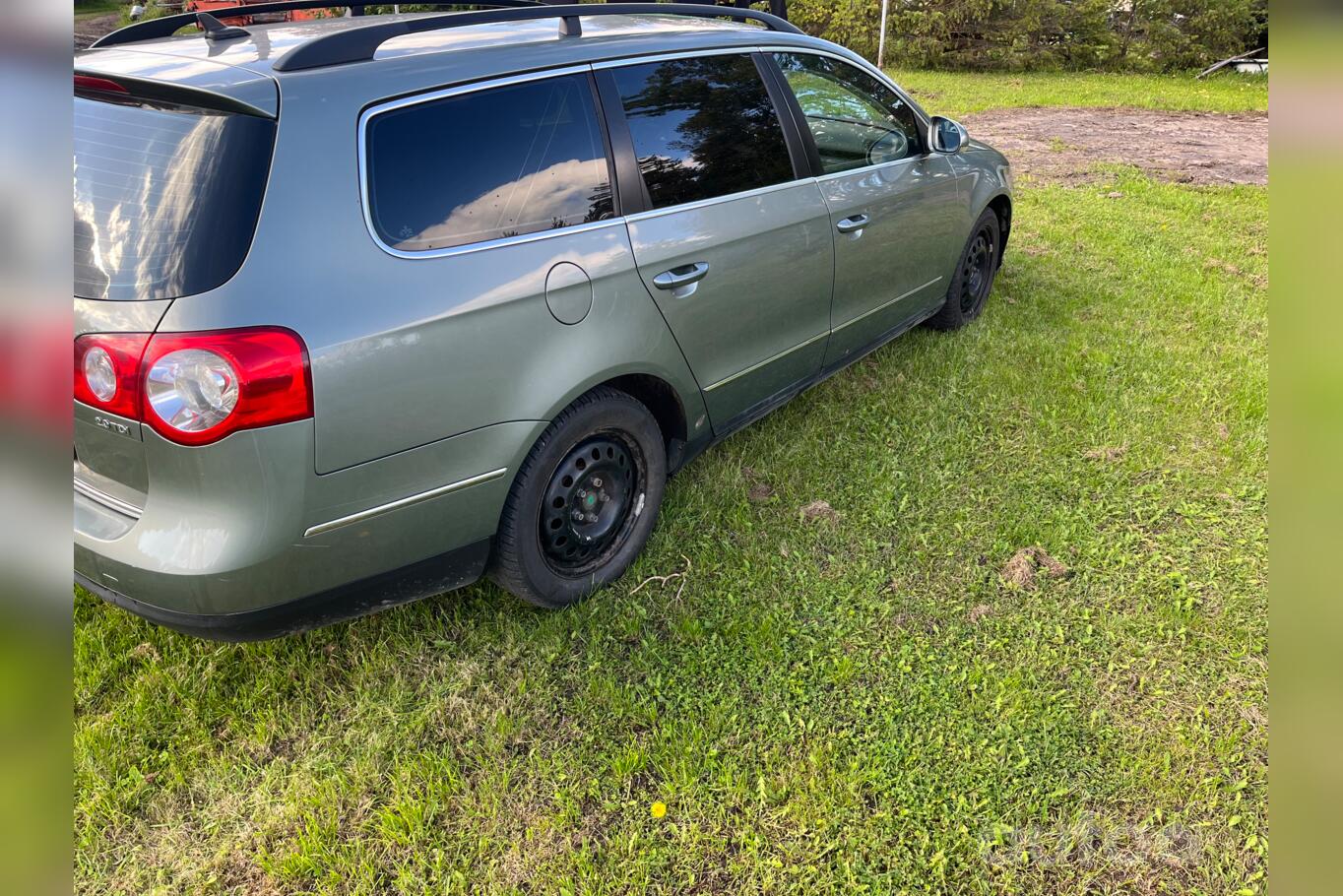 Volkswagen Passat B6 wagon 5-doors