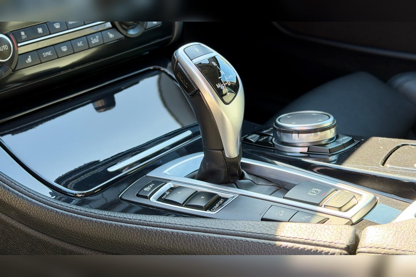 BMW 5 Series F07/F10/F11 [restyling] Touring wagon