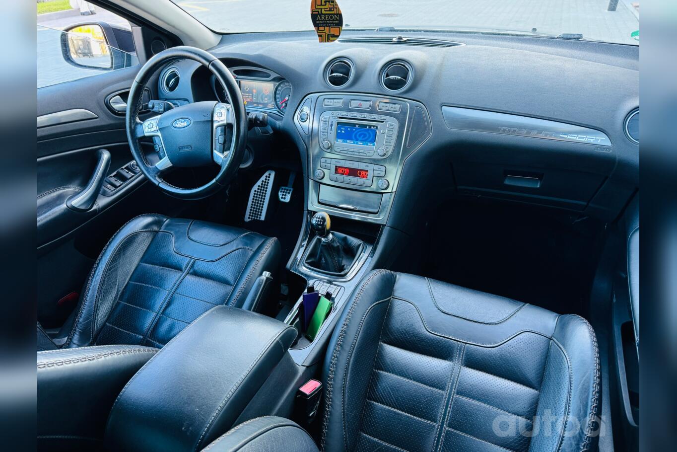 Ford Mondeo 4 generation wagon