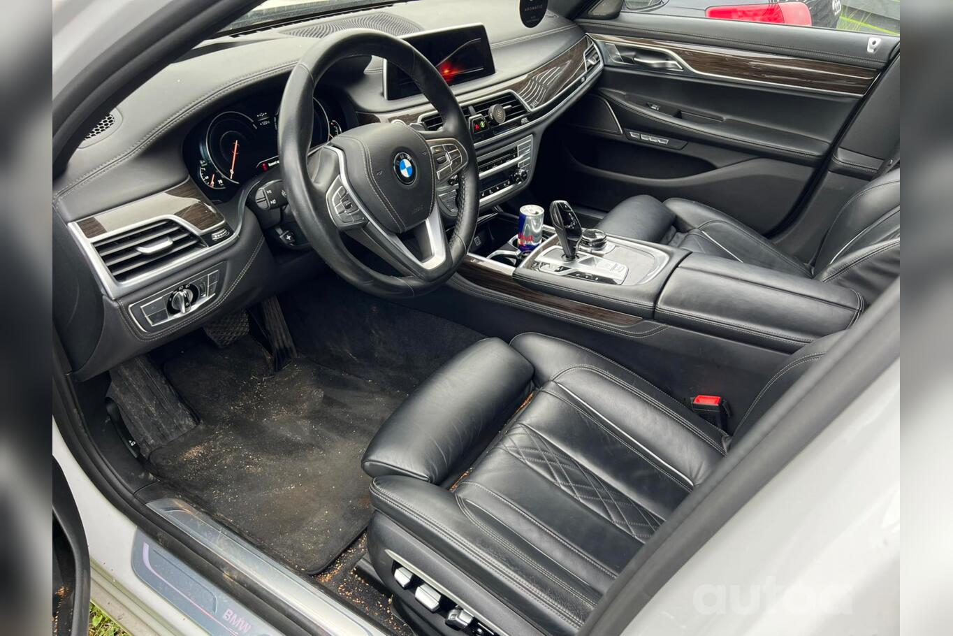 BMW 7 Series G11/G12 Sedan