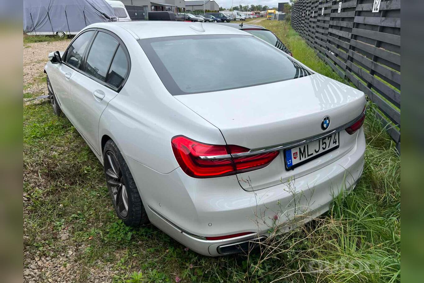 BMW 7 Series G11/G12 Sedan