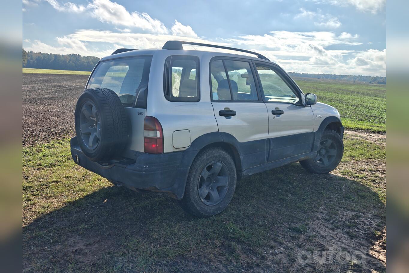 Suzuki Grand Vitara FT SUV outdoor