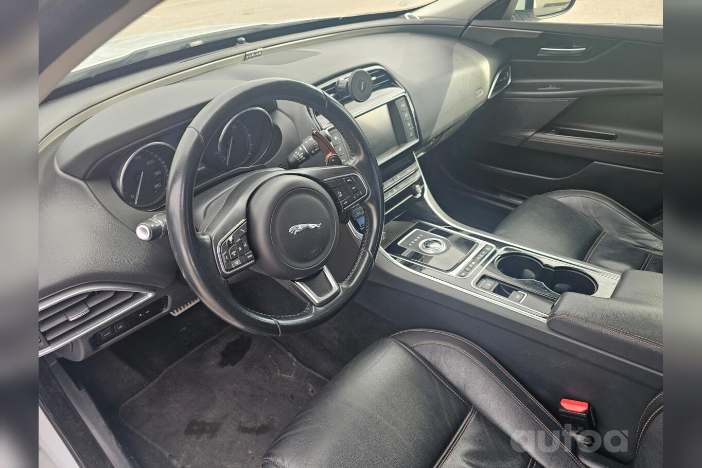 Jaguar XE 1 generation