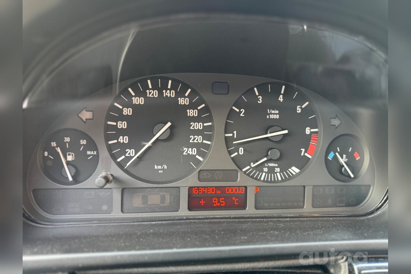 BMW 523 2006